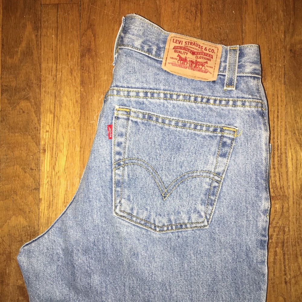 Vintage High-waisted Levi’s 550 Denim Jeans